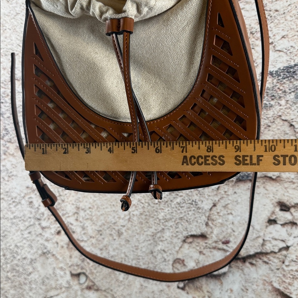 Zara Tan and Cream Shoulder Bag  A85 - Picture 9 of 10